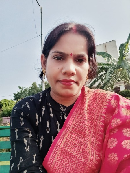 पूर्व विधायक की बेटी व भाजपा जिला मंत्री  के घर पर बम धमाका !  हमले में घायल  भाई, एक  ने टोपी पहन रखी थी.... प्रयागराज