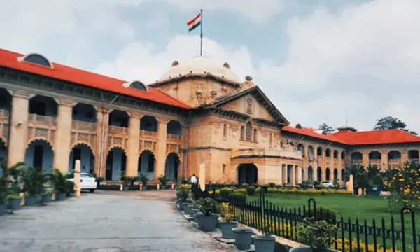 बिना केस दर्ज किए भी हो सकती है गैंगस्टर की कार्रवाई: इलाहाबाद हाईकोर्ट का महत्वपूर्ण  फैसला ,हिंदी दिवस पर हिंदी में सुनाया फैसला...