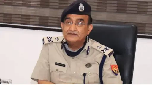 रिटायर आईजी कवीन्द्र प्रताप  सिंह बने विश्व हिंदू परिषद काशी प्रांत के अध्यक्ष ! अब हिंदुत्व के लिए ही करेंगे काम !