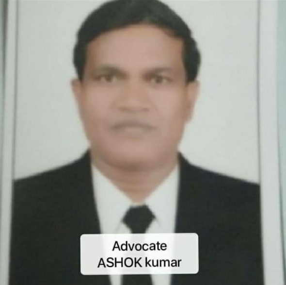 हेतापट्टी में बीते  06/08 /2023  डकैती में घायल हए ज्वलैर्स अशोक कुमार ने आज सुबह 03:00 घायलवस्था में अस्पताल में ही अंतिम साँस लिया:PRAYAGRAJ