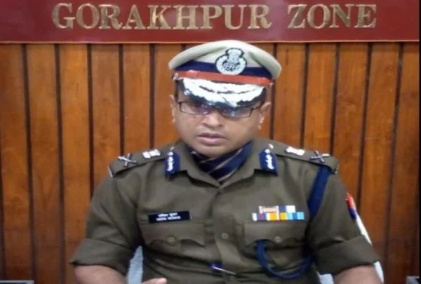 लंबित चल रहे घटनाओं का खुलासा न होने से गोरखपुर जोन  के एडीजी अखिल कुमार  ने जताई नाराजगी, दिए निर्देश...