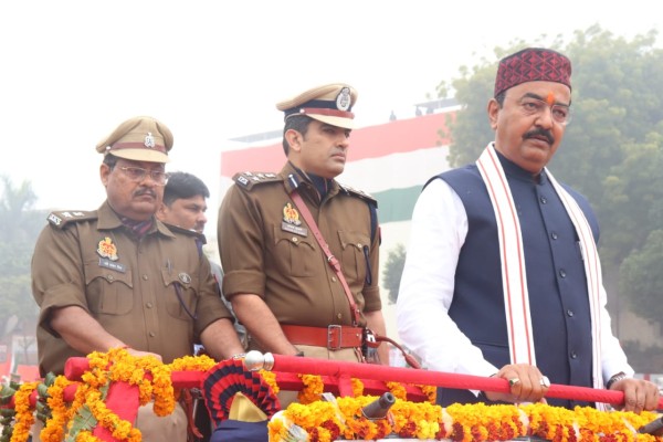 ऐसे  हुआ परेड का भव्य आयोजन!  74वें गणतंत्र दिवस के अवसर पर पुलिस लाइन में  ....PRAYAGRAJ