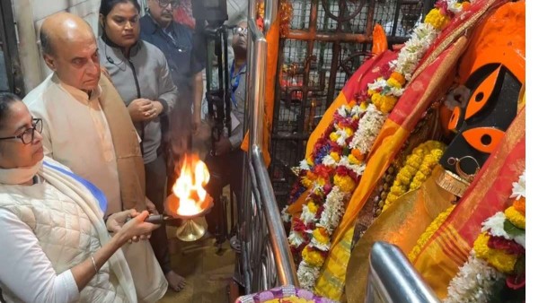 राम  मंदिर प्राण प्रतिष्ठा के दिन ममता बनर्जी ने कालीघाट में पूजा कर  सर्वधर्म सद्भाव  निकाली रैली!