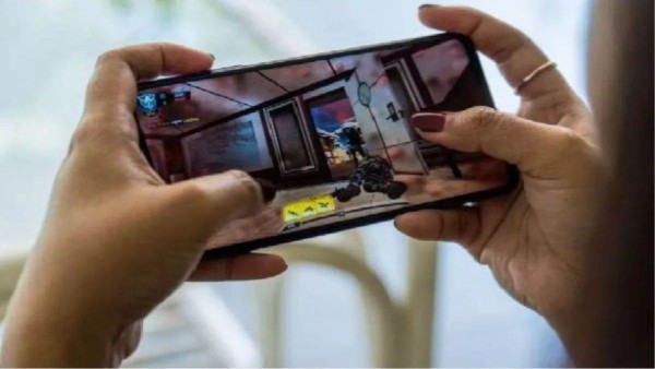 नाबालिक ने अपने दादा को बनाया कंगाल, ऑनलाइन गेमिंग और मोबाइल पर खाते से खर्च कर दिए 13 लाख रुपए!