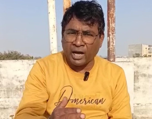 प्रोफेसर विक्रम इलाहाबाद यूनिवर्सिटी के असिस्टेंट ने भगवान राम और कृष्ण पर की अभद्र टिप्पणी, कर्नलगंज में केस हुआ दर्ज!