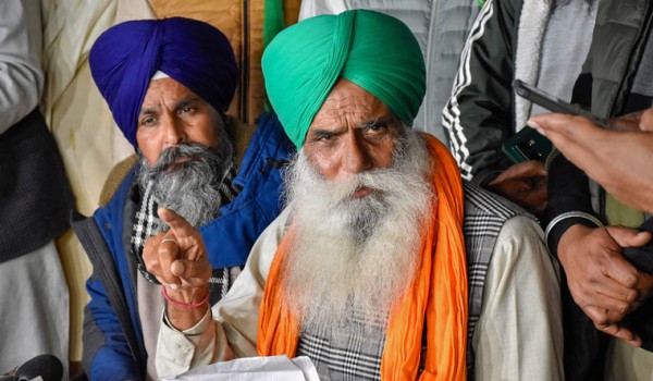 किसानों और मजदूरों पर अत्याचार न करें- दिल्ली मार्च से पहले पंढेर का बयान,नरेंद्र मोदी को वोट देकर हमने ही उन्हें पीएम बनाया!
