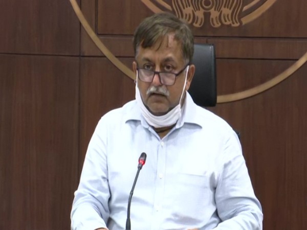 ब्रिटेन की तरह दंगा नियंत्रण करने की योजना:UP में दंगाइयों के सिर पर मंडराएगा हेलिकॉप्टर.....