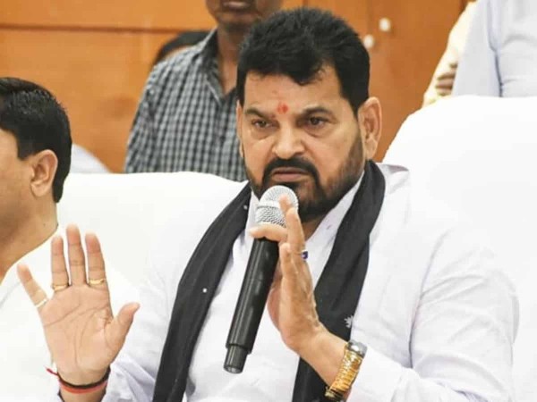 उठी मांग बृजभूषण शरण सिंह की गिरफ्तारी की  प्रयागराज में,नागरिक समाज संगठन ने निकाला पदयात्रा! पहलवानों का किया समर्थन