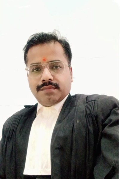 “जनता की सुरक्षा पर समझौता नहीं” — अधिवक्ता पवन तिवारी की प्रखर पैरवी से उच्च न्यायालय का कड़ा प्रहार, सरकार से मांगा ठोस एक्शन प्लान