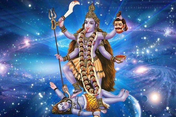मां काली कौन हैं ? क्‍या वाकई में चढ़ता है उन्‍हें मांस-मछली-मदिरा का चढ़ावा, जाने क्या है सच्चाई .....