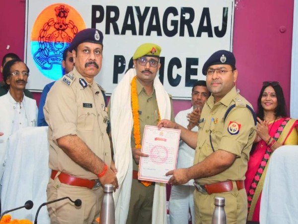 खून से जीवन भी देती है यह 'खाकी':प्रयागराज में रखी गई थी 'पुलिस मित्र' की नींव; 3000 से ज्यादा लोगों को दी चुकी है नई जिंदगी